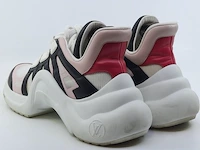 Paar sneakers, maat 36 1/2 louis vuitton, go 0169 - afbeelding 7 van  10