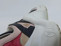 Paar sneakers, maat 36 1/2 louis vuitton, go 0169 - afbeelding 10 van  10