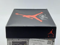 Paar sneakers, maat 36 1/2 nike, air jordan 4 retro gs - dj4699-100 - afbeelding 2 van  10