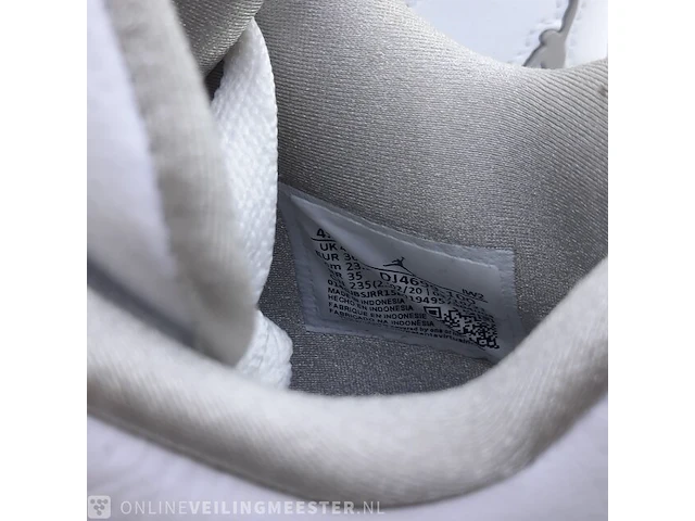 Paar sneakers, maat 36 1/2 nike, air jordan 4 retro gs - dj4699-100 - afbeelding 8 van  10