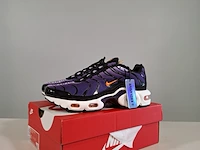 Paar sneakers, maat 36 1/2, nike, air max plus cd0609-024 - afbeelding 1 van  8