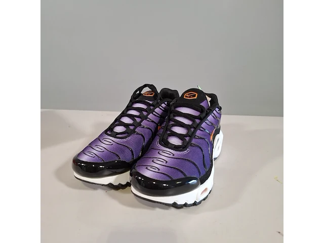 Paar sneakers, maat 36 1/2, nike, air max plus cd0609-024 - afbeelding 4 van  8