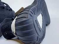 Paar sneakers, maat 36 2/3 adidas, yeezy boost 350 v2 by1604 - afbeelding 2 van  11