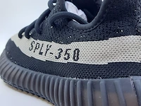 Paar sneakers, maat 36 2/3 adidas, yeezy boost 350 v2 by1604 - afbeelding 9 van  11