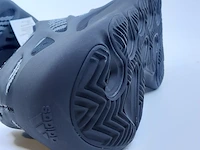 Paar sneakers, maat 36 adidas, yeezy 700 v3 gx6144 - afbeelding 8 van  9
