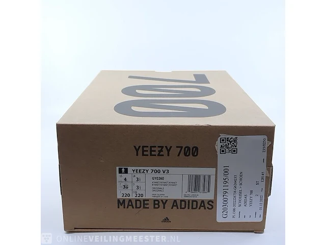 Paar sneakers, maat 36 adidas, yeezy 700 v3 gy0260 - afbeelding 2 van  10