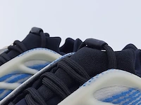 Paar sneakers, maat 36 adidas, yeezy 700 v3 gy0260 - afbeelding 5 van  10
