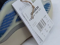 Paar sneakers, maat 36 adidas, yeezy 700 v3 gy0260 - afbeelding 8 van  10