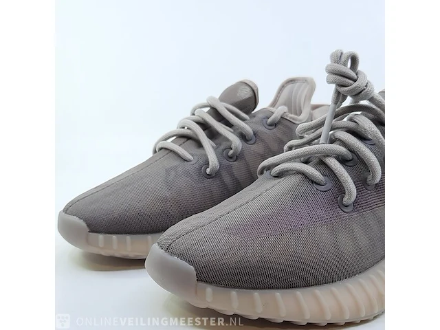 Paar sneakers, maat 36 adidas, yeezy boost 350 v2 gw2871 - afbeelding 2 van  8