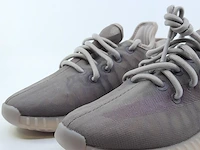 Paar sneakers, maat 36 adidas, yeezy boost 350 v2 gw2871 - afbeelding 2 van  8