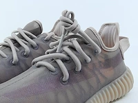 Paar sneakers, maat 36 adidas, yeezy boost 350 v2 gw2871 - afbeelding 3 van  8