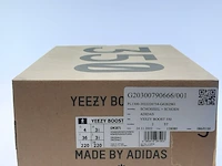 Paar sneakers, maat 36 adidas, yeezy boost 350 v2 gw2871 - afbeelding 8 van  8