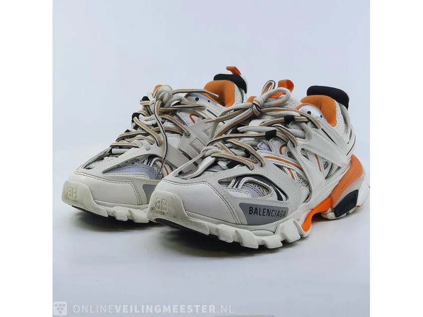 Paar sneakers maat 36 balenciaga Kavel nummer 41 AlleVeilingen