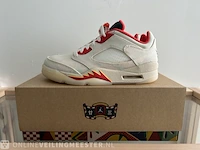 Paar sneakers maat 36.5 nike, jordan 5 retro low chinese new year (2021) - afbeelding 1 van  6
