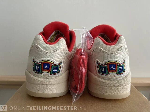 Paar sneakers maat 36.5 nike, jordan 5 retro low chinese new year (2021) - afbeelding 5 van  6