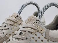 Paar sneakers, maat 37, louis vuitton, go 0195 - afbeelding 4 van  9