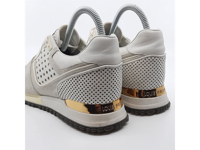Paar sneakers, maat 37, louis vuitton, go 0195 - afbeelding 6 van  9