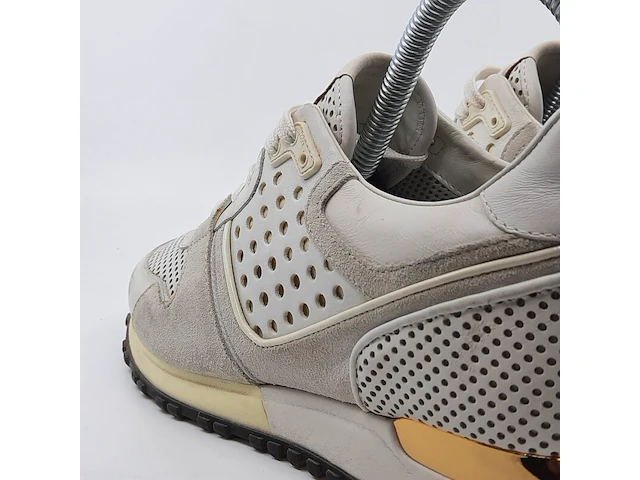 Paar sneakers, maat 37, louis vuitton, go 0195 - afbeelding 7 van  9