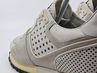 Paar sneakers, maat 37, louis vuitton, go 0195 - afbeelding 8 van  9