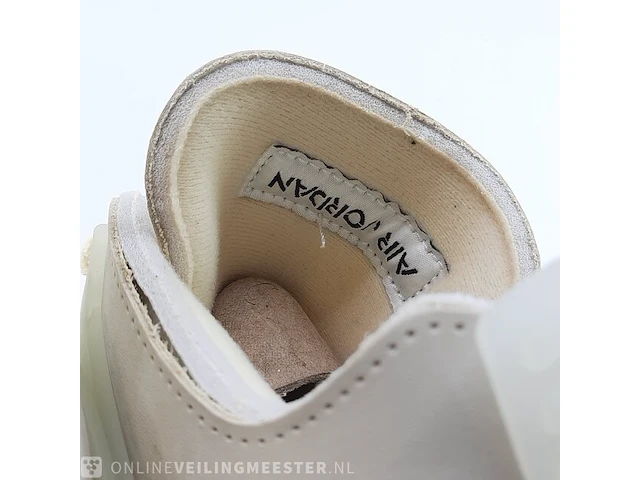 Paar sneakers, maat 38 1/2 air jordan, womans air jordan 4 retro sp cv9388-100 - afbeelding 3 van  30