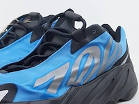 Paar sneakers, maat 38 adidas, 700 mnvn gz3079 - afbeelding 4 van  10