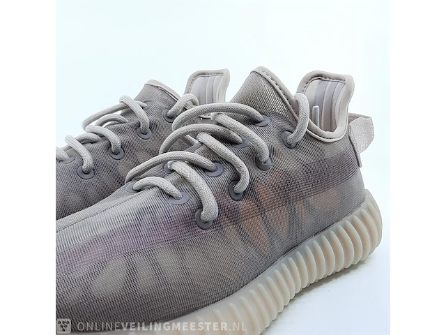 Paar sneakers, maat 38 adidas, yeezy boost 350 v2 gw2871 - afbeelding 3 van  8