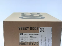 Paar sneakers, maat 38 adidas, yeezy boost 350 v2 gw2871 - afbeelding 8 van  8