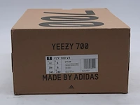 Paar sneakers, maat 39 1/3, yzy 700 v3 gy4109 - afbeelding 3 van  11