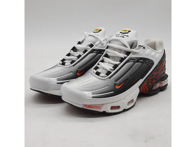 Paar sneakers, maat 39, nike, air max plus ck6715-101 - afbeelding 1 van  11