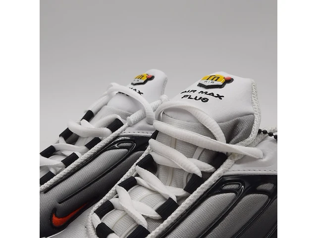 Paar sneakers, maat 39, nike, air max plus ck6715-101 - afbeelding 6 van  11