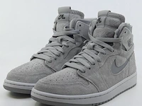 Paar sneakers, maat 39 nike, w air jordan 1 zoom air - ct0979-003