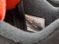 Paar sneakers, maat 40 1/2 air jordan, air jordan 4 retro ct8527-016 - afbeelding 2 van  23