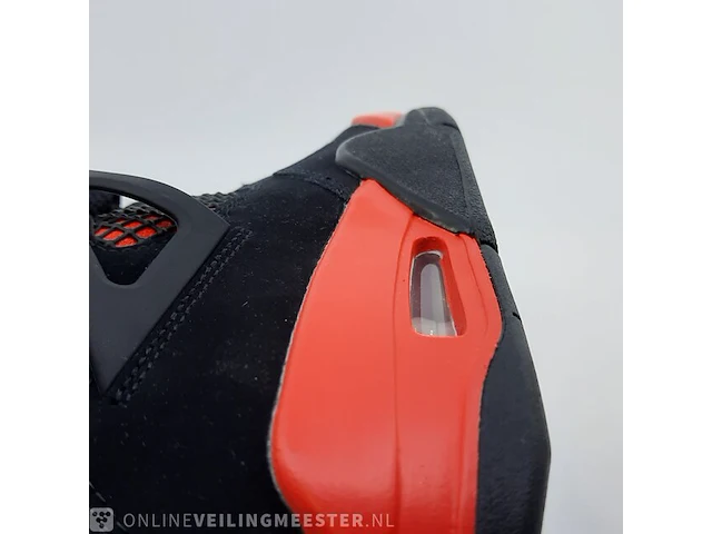 Paar sneakers, maat 40 1/2 air jordan, air jordan 4 retro ct8527-016 - afbeelding 4 van  23
