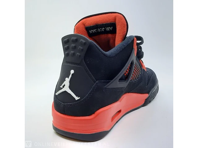 Paar sneakers, maat 40 1/2 air jordan, air jordan 4 retro ct8527-016 - afbeelding 8 van  23
