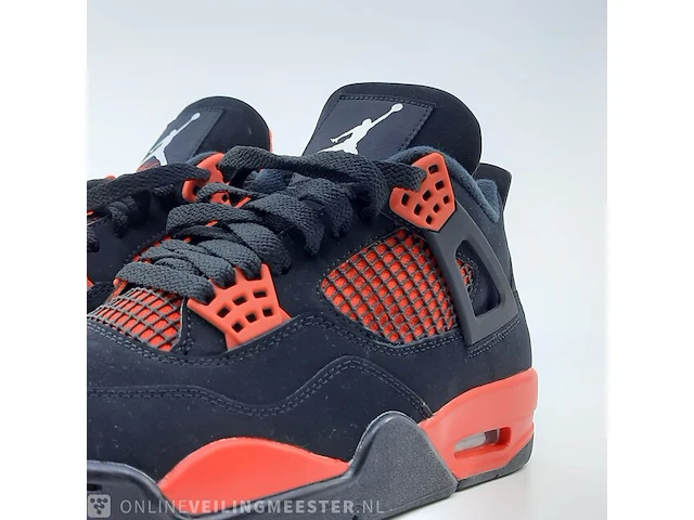 Paar sneakers, maat 40 1/2 air jordan, air jordan 4 retro ct8527-016 - afbeelding 18 van  23