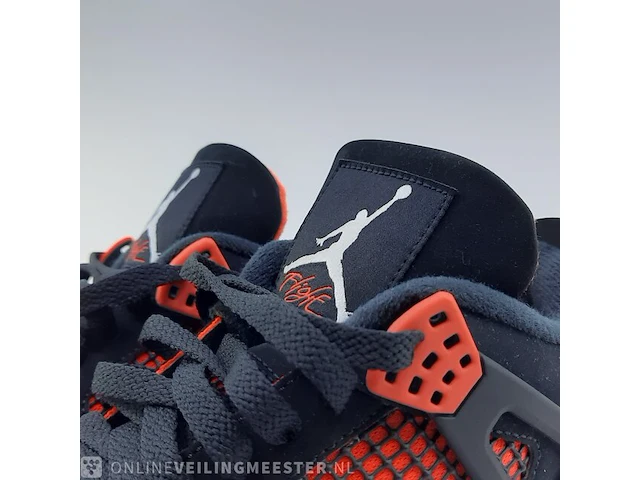 Paar sneakers, maat 40 1/2 air jordan, air jordan 4 retro ct8527-016 - afbeelding 19 van  23