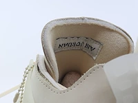 Paar sneakers, maat 40 1/2 air jordan, womans air jordan 4 retro sp cv9388-100 - afbeelding 3 van  27