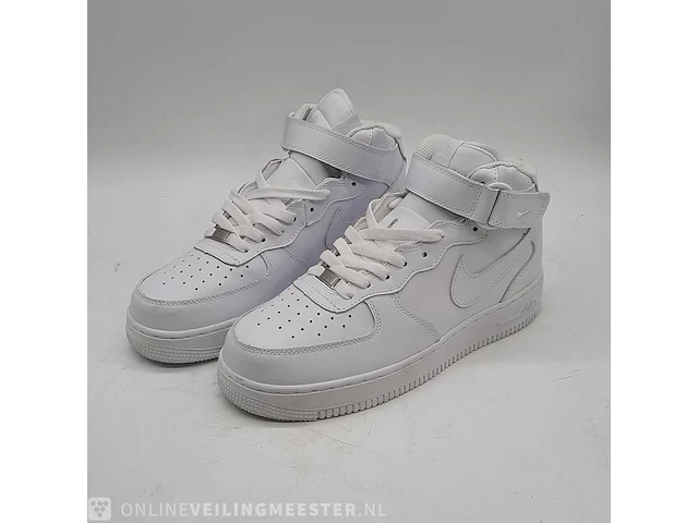 Paar sneakers, maat 40 1/2 nike, air force 1 mid '07 - afbeelding 1 van  8