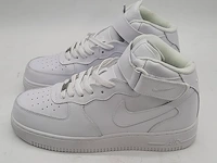 Paar sneakers, maat 40 1/2 nike, air force 1 mid '07 - afbeelding 3 van  8