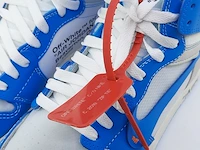 Paar sneakers, maat 40 1/2 nike, air jordan 1 x off white aq0818-148 - afbeelding 23 van  26