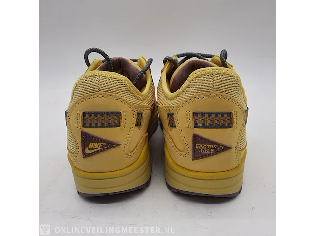 Paar sneakers, maat 40 1/2 nike, air max do9392-700 cactus jack - afbeelding 6 van  8