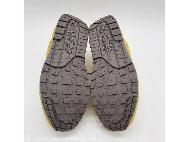 Paar sneakers, maat 40 1/2 nike, air max do9392-700 cactus jack - afbeelding 8 van  8