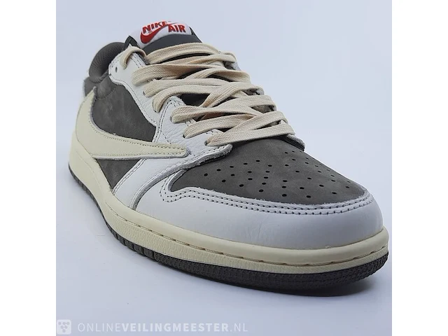Paar sneakers, maat 40 1/2 nike, jordan x travis scott air jordan 1 low og sp dm7866-162 - afbeelding 11 van  26