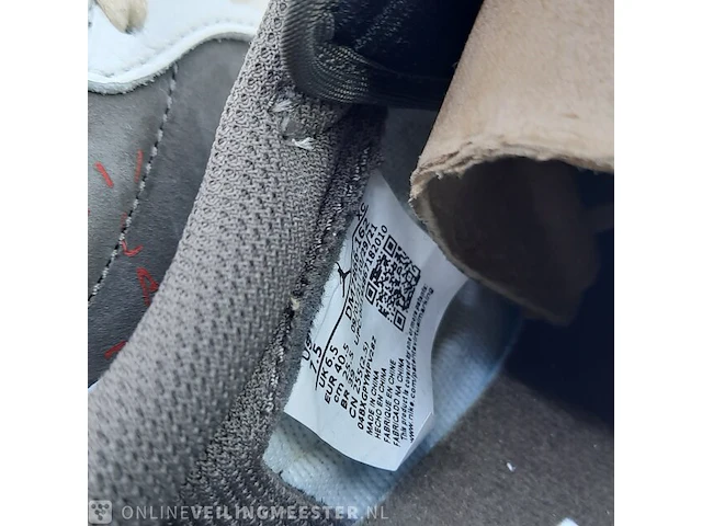 Paar sneakers, maat 40 1/2 nike, jordan x travis scott air jordan 1 low og sp dm7866-162 - afbeelding 26 van  26