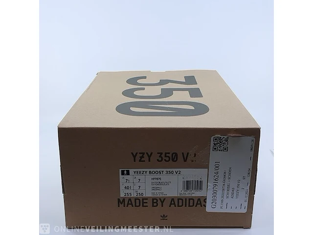Paar sneakers, maat 40 2/3 adidas, yeezy boost 350 v2 hp7870 - afbeelding 2 van  10