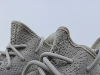Paar sneakers, maat 40 2/3 adidas, yeezy boost 350 v2 hp7870 - afbeelding 5 van  10