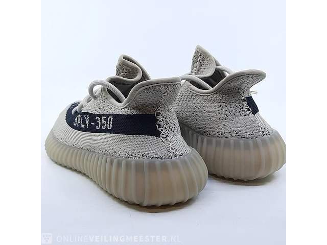 Paar sneakers, maat 40 2/3 adidas, yeezy boost 350 v2 hp7870 - afbeelding 7 van  10