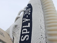 Paar sneakers, maat 40 2/3 adidas, yeezy boost 350 v2 hp7870 - afbeelding 9 van  10