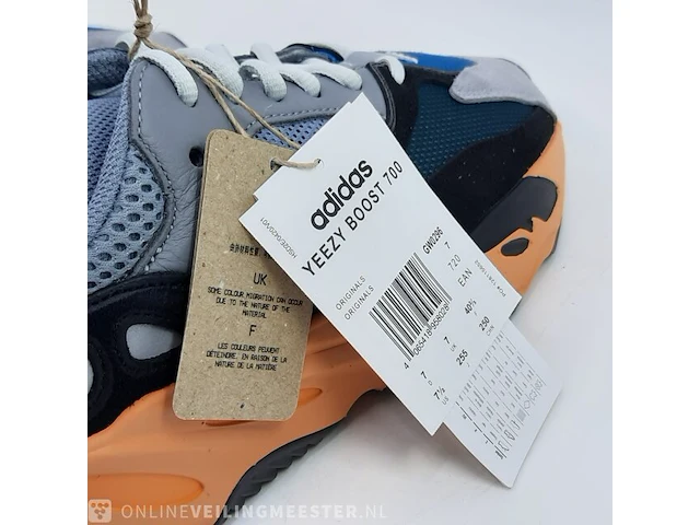 Paar sneakers, maat 40 2/3 adidas, yeezy boost 700 - gw0296 - afbeelding 10 van  11