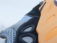 Paar sneakers, maat 40 2/3 adidas, yeezy boost 700 - gw0296 - afbeelding 11 van  11